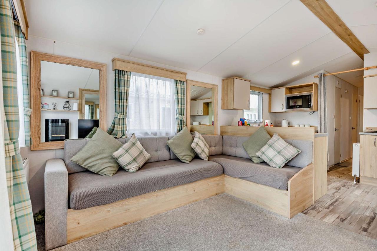 Sea La Vie Lodge, Rockley Park Holiday Park, Poole, Dorset Экстерьер фото